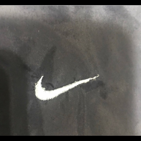 SOLD! Navy Blue Nike Windbreaker - Picture 3 of 5